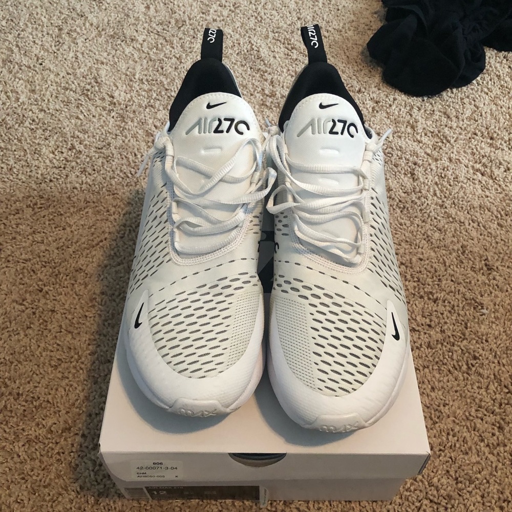 Size 12 white AirMax 270